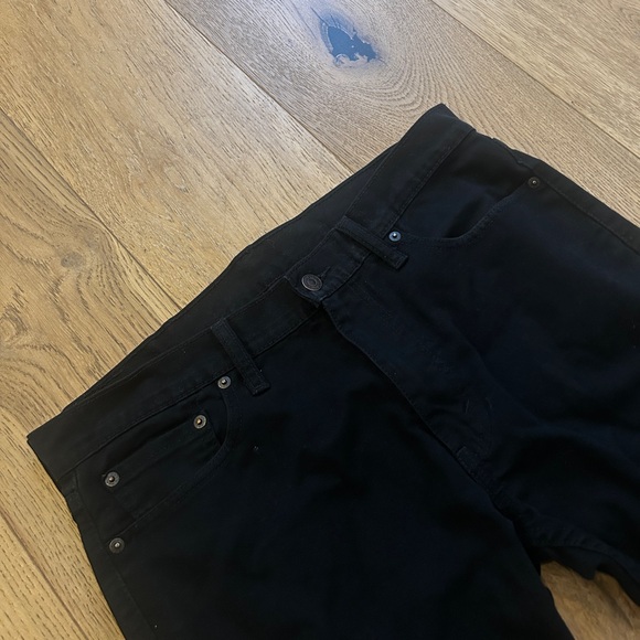 Levi’s 513 Black Denim Jeans - Picture 2 of 5